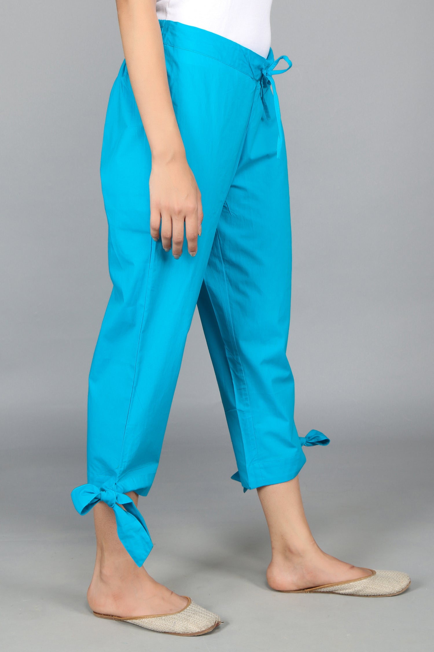 Turquoise SOLID CAPRIS-Pants –